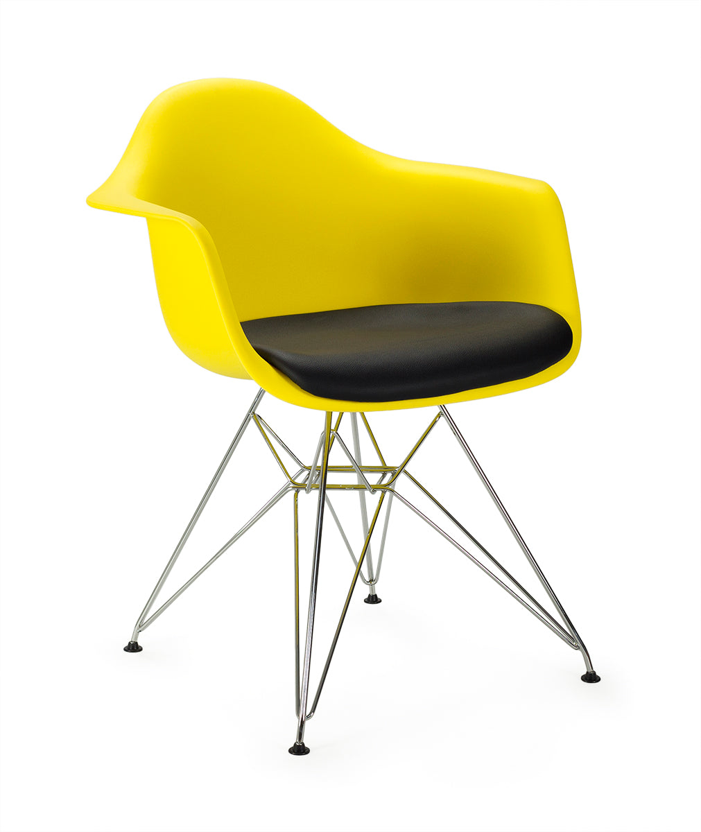 Chaise de salle à manger en acier et plastique avec coussin noir