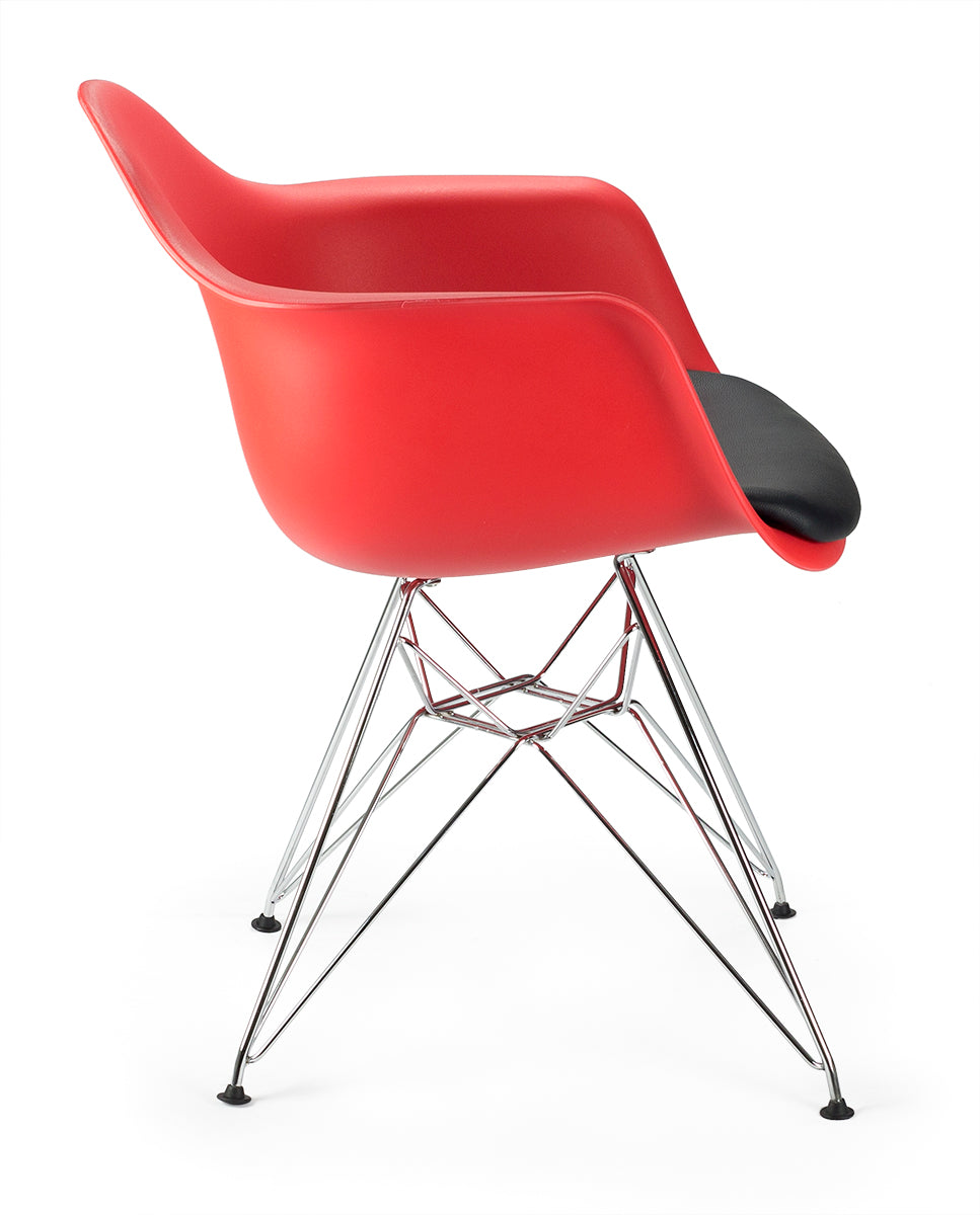 Chaise de salle à manger en acier et plastique avec coussin noir