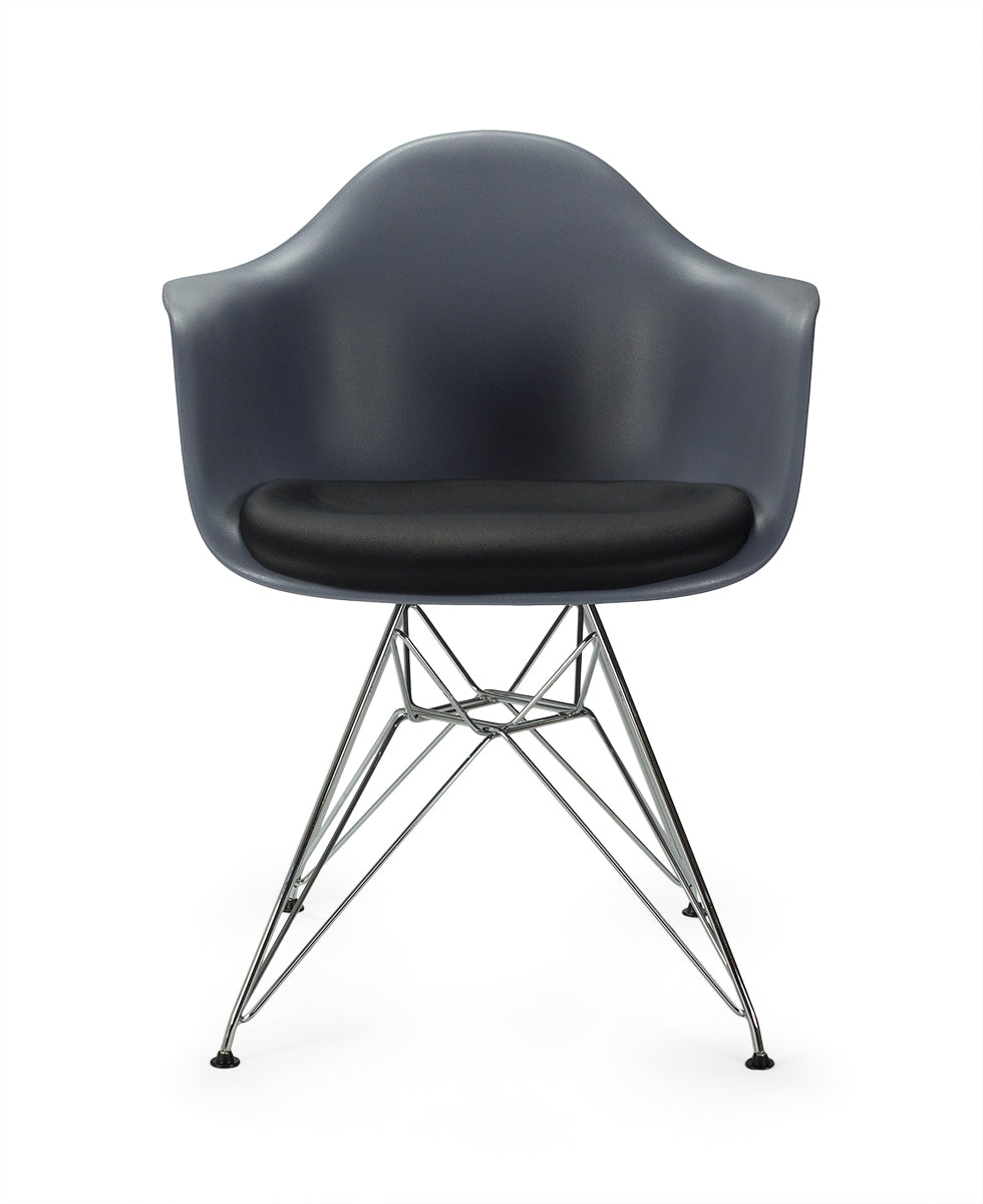 Chaise de salle à manger en acier et plastique avec coussin noir