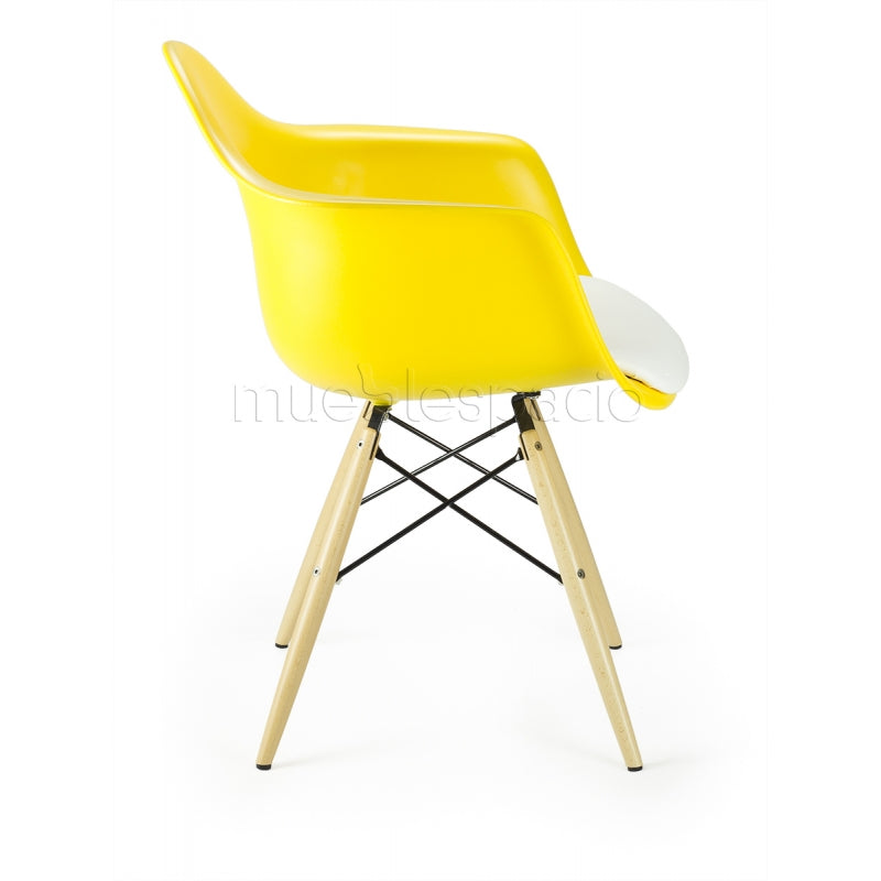 Fauteuil Tower Eames en polypropylène jaune